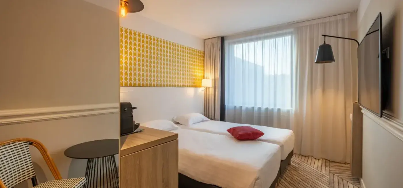 Room view of The Originals Boutique Maison Montmartre Hotel Paris, France